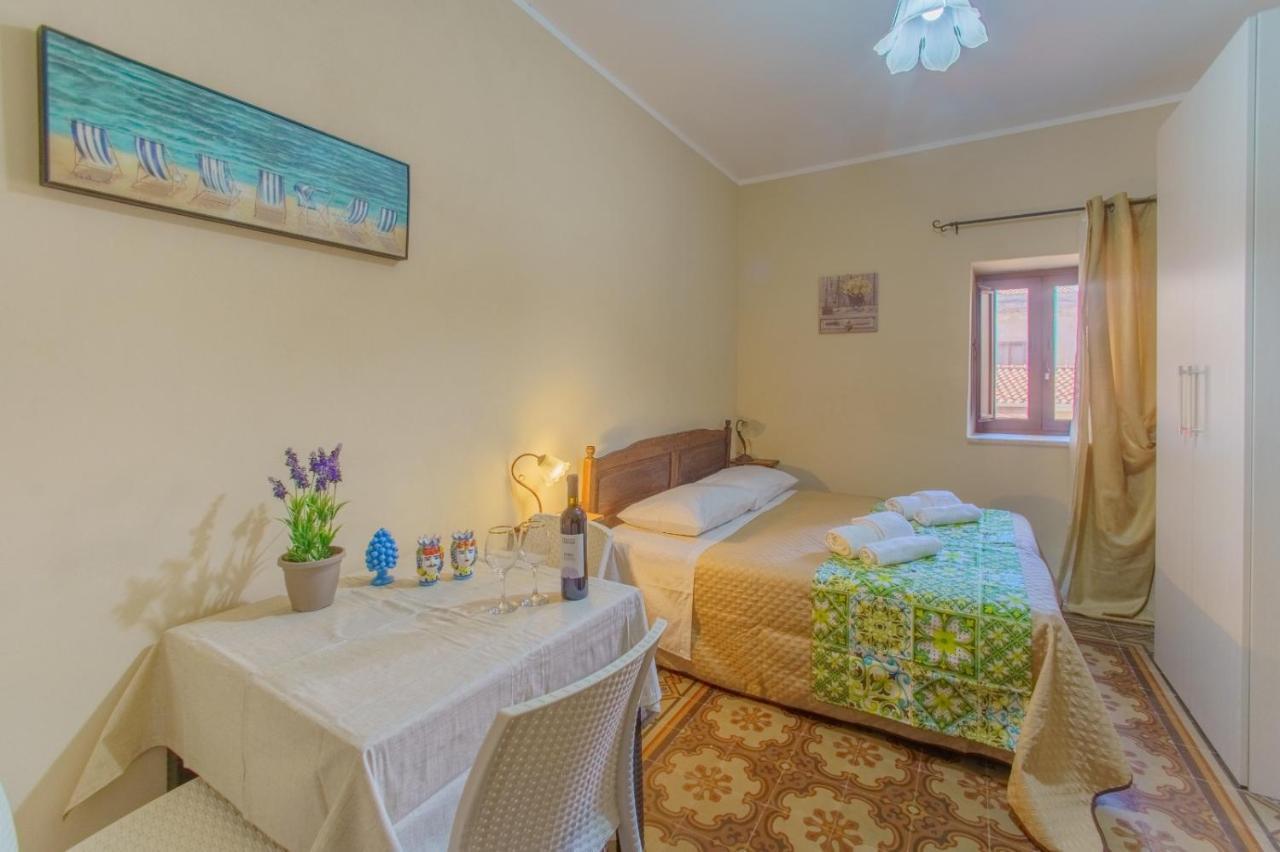 Domus Aurea Apartment Cefalù Dış mekan fotoğraf